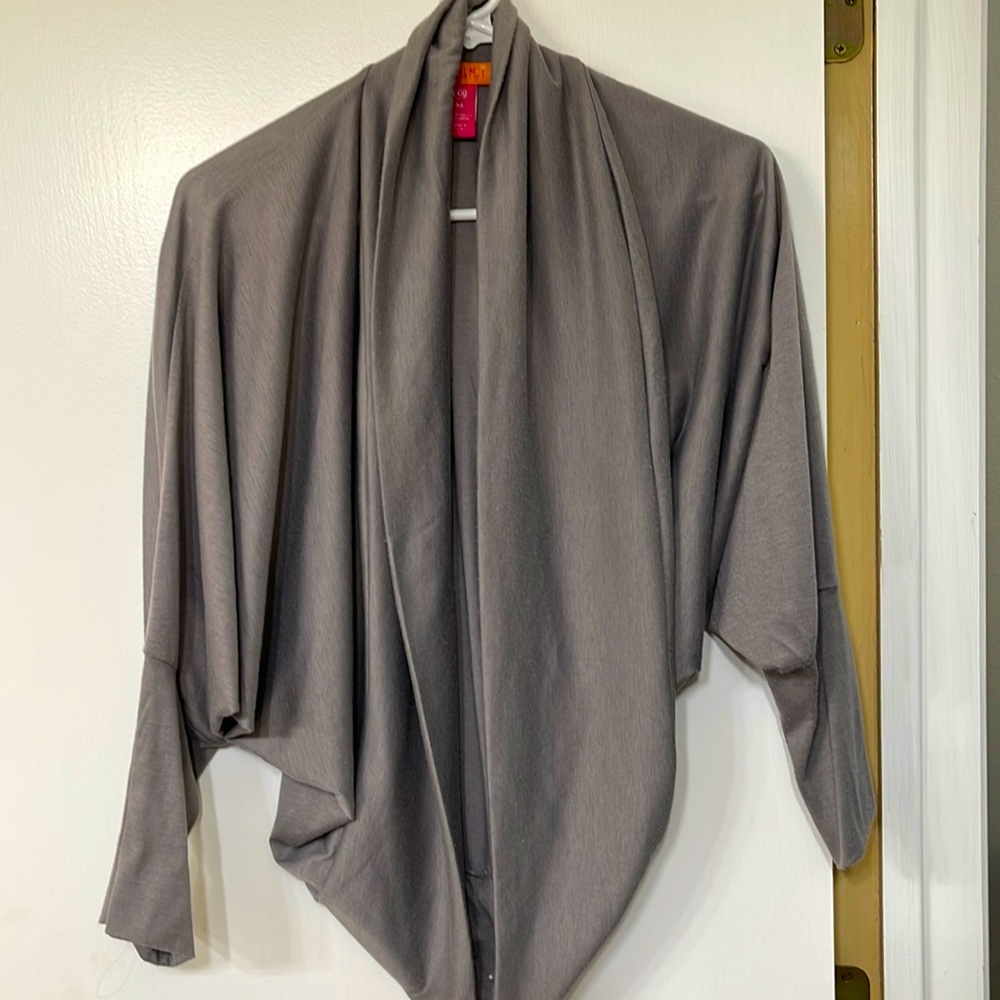 Woman light sweater size M